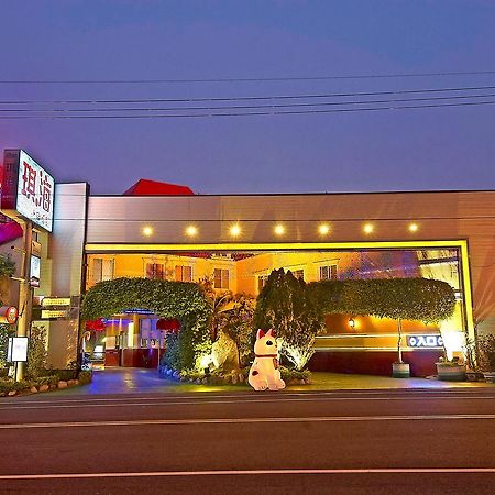 Qi Hai Motel Zhunan Ngoại thất bức ảnh