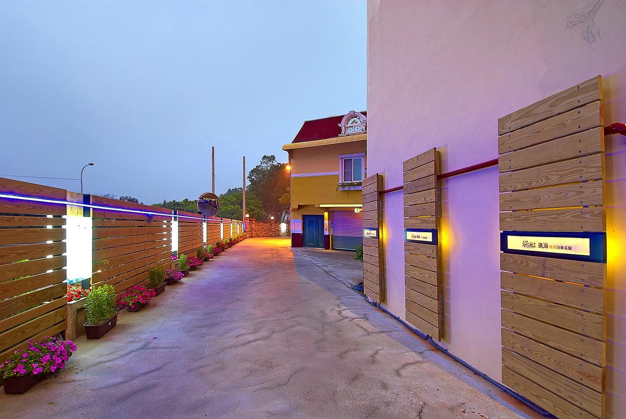 Qi Hai Motel Zhunan Ngoại thất bức ảnh