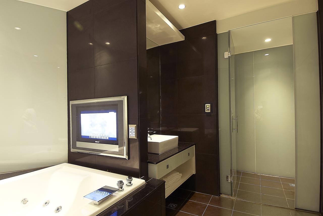 Qi Hai Motel Zhunan Ngoại thất bức ảnh